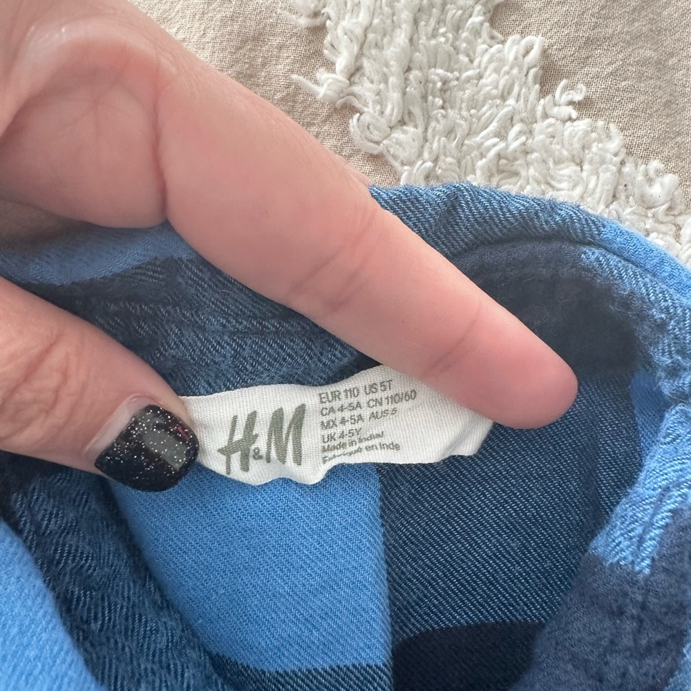 H&M Boys Blue Flannel shirt 5-T - Picture 3 of 4